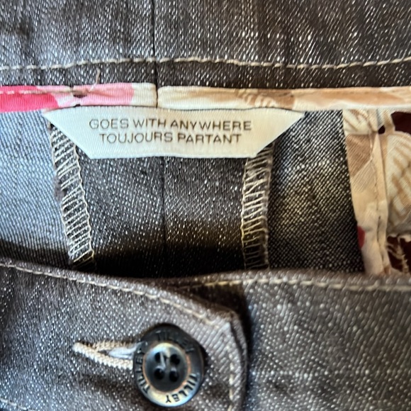 Tilley - Picture 3 of 3